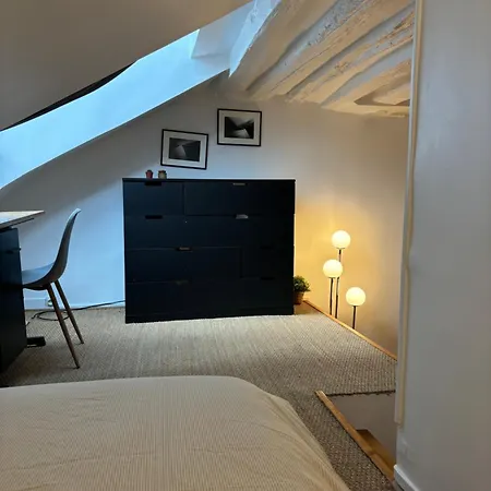 Charme Du Marais * Paris